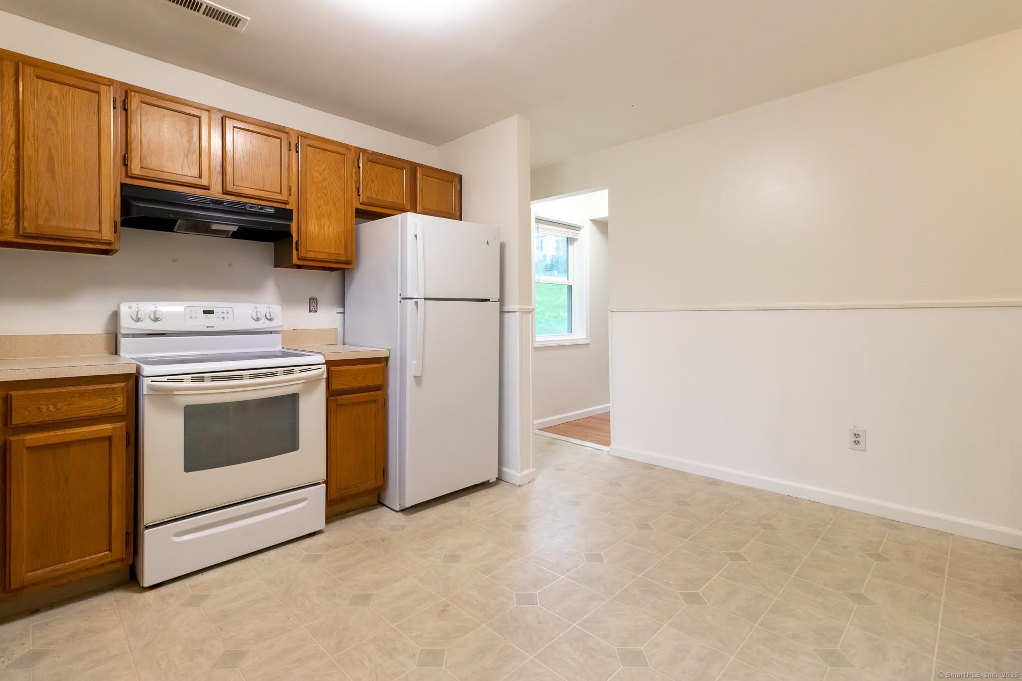 146 Macarthur Drive #2B, Waterbury, Connecticut image 10