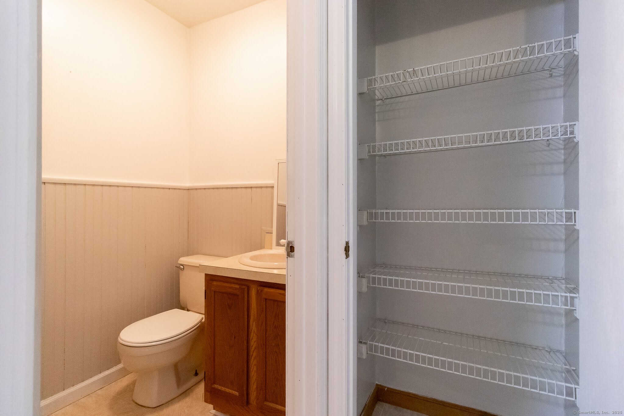 146 Macarthur Drive #2B, Waterbury, Connecticut image 12