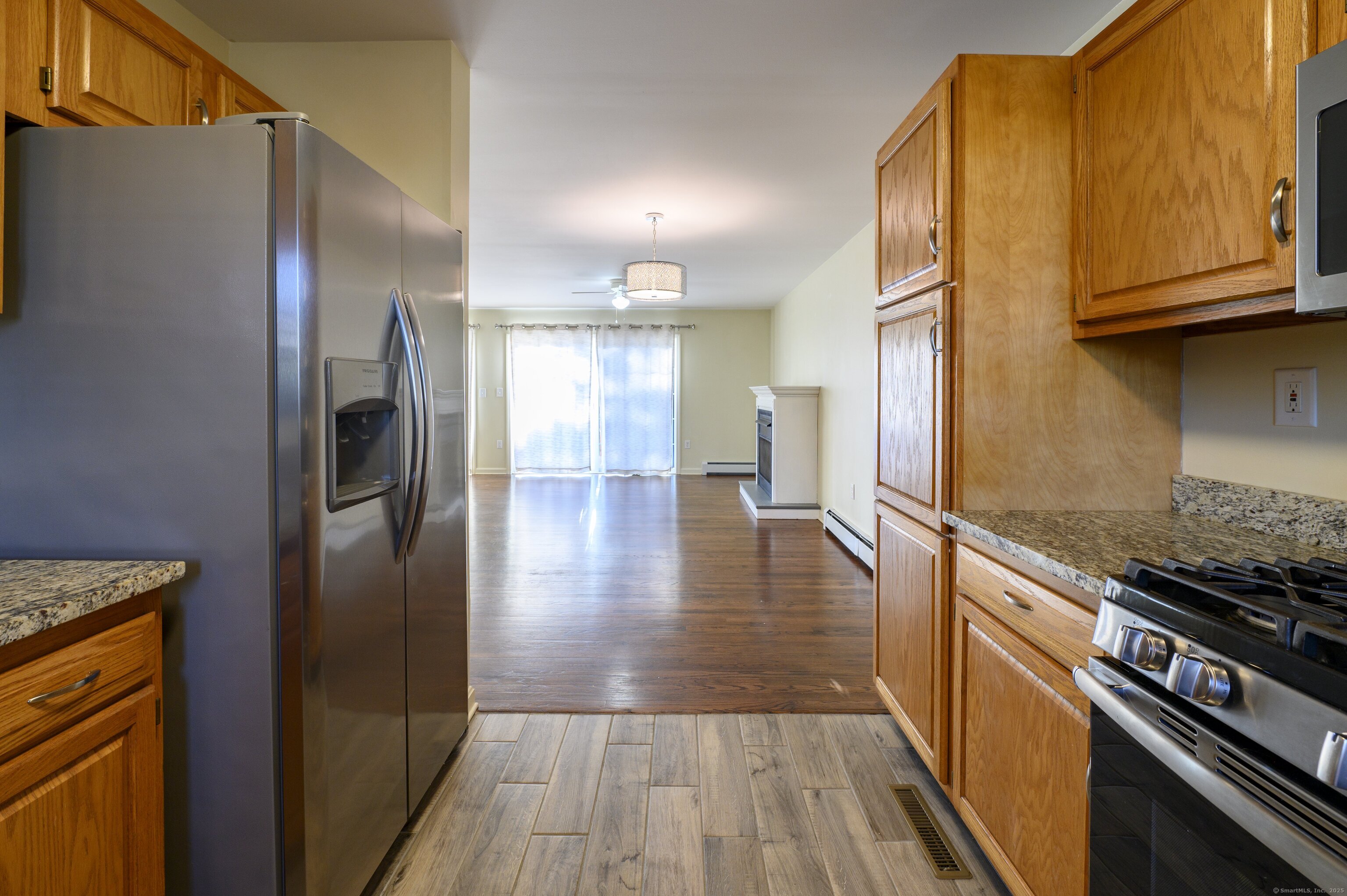 37 Sound View Heights, Branford, Connecticut image 14