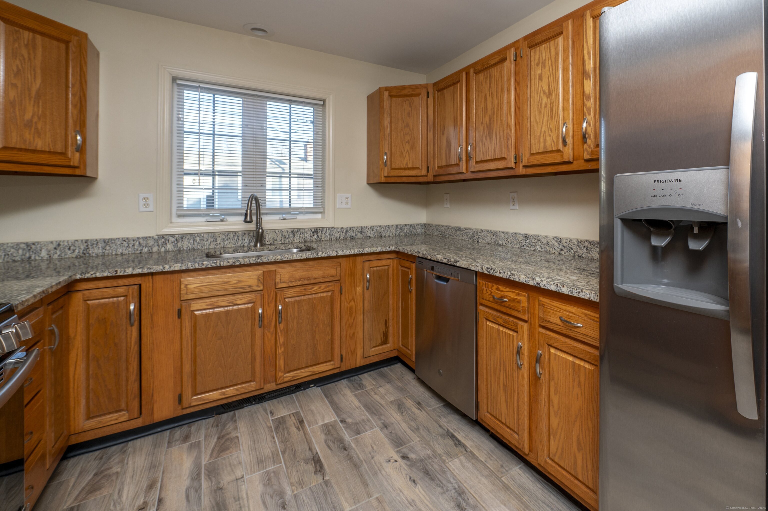 37 Sound View Heights, Branford, Connecticut image 13