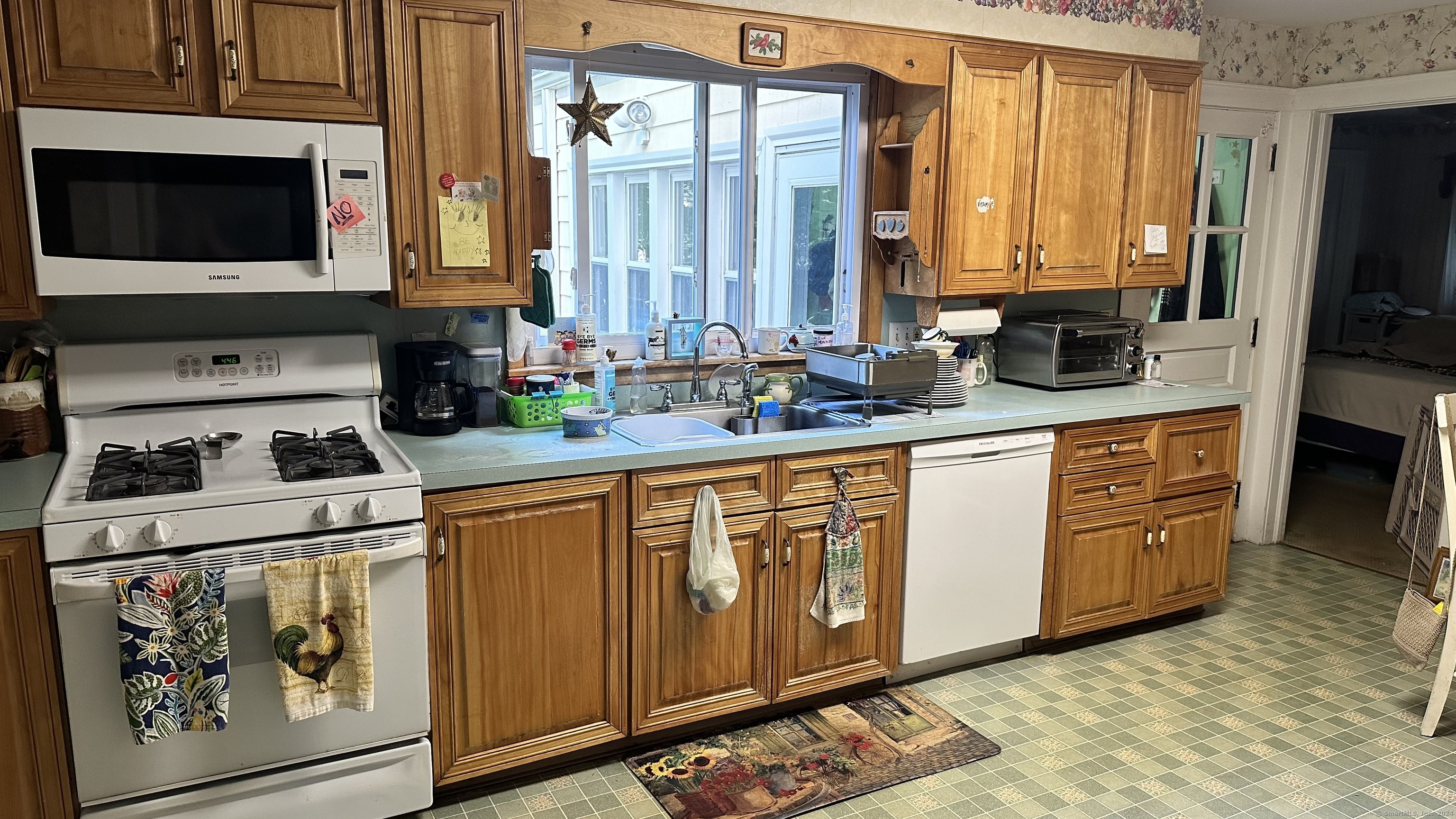 2 Kirkham Avenue, East Haven, Connecticut image 3