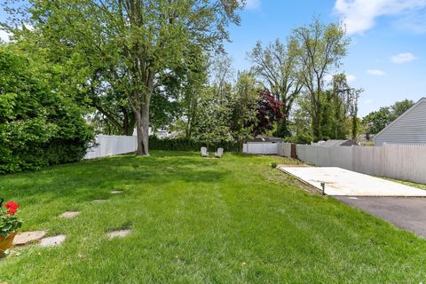 Tiny photo for 219 Roseville Terrace, Fairfield, CT 06824 (MLS # 24143938)