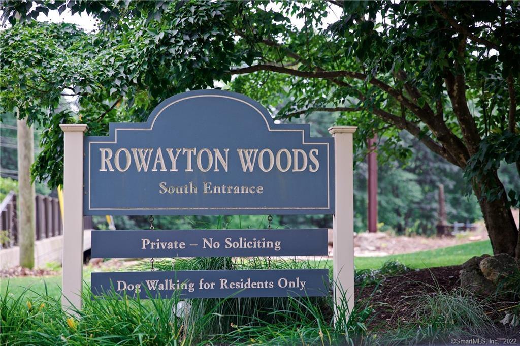 Photo 1 of 152 Rowayton Woods Drive 152, Norwalk, Connecticut, $380,000, Web #: 170324771