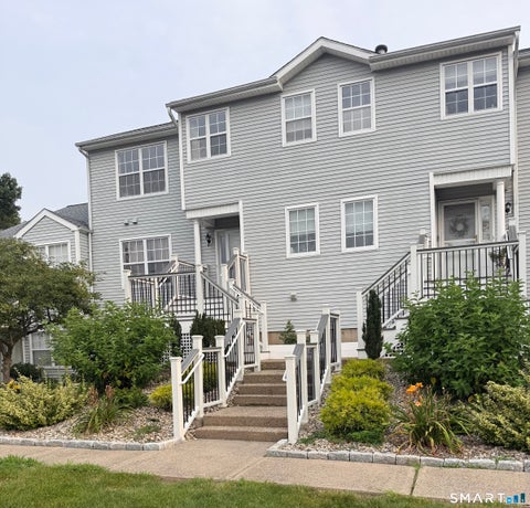 Condo For Rent - 504 Watercourse Row #504<br/> Hartford County, Rocky Hill, CT 06067