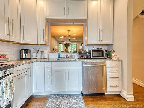 Tiny photo for 999 Whalley Avenue #1H, New Haven, CT 06515 (MLS # 24134853)