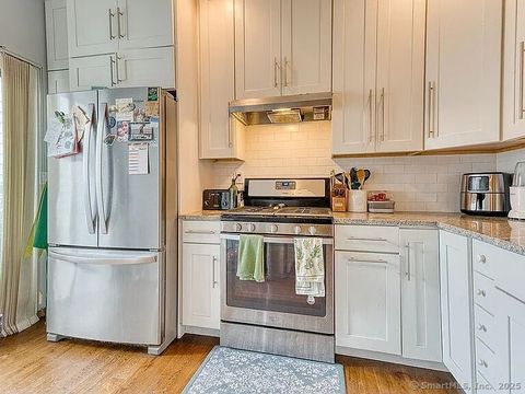 Tiny photo for 999 Whalley Avenue #1H, New Haven, CT 06515 (MLS # 24134853)