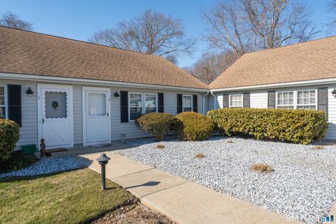 Tiny photo for 2 Plymouth Court #2, Clinton, CT 06413 (MLS # 24154285)