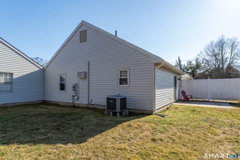 Tiny photo for 2 Plymouth Court #2, Clinton, CT 06413 (MLS # 24154285)