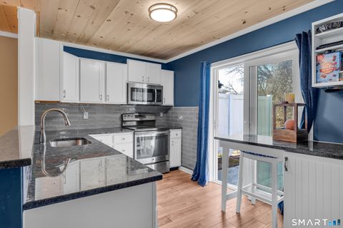 Tiny photo for 2 Plymouth Court #2, Clinton, CT 06413 (MLS # 24154285)