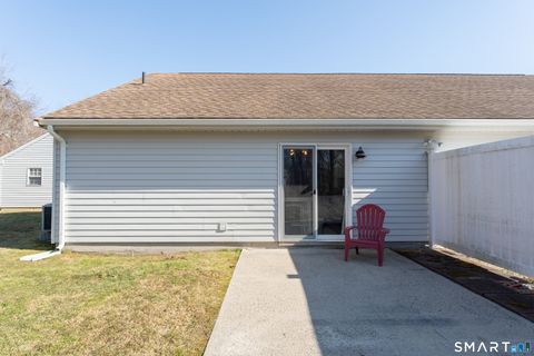 Tiny photo for 2 Plymouth Court #2, Clinton, CT 06413 (MLS # 24154285)