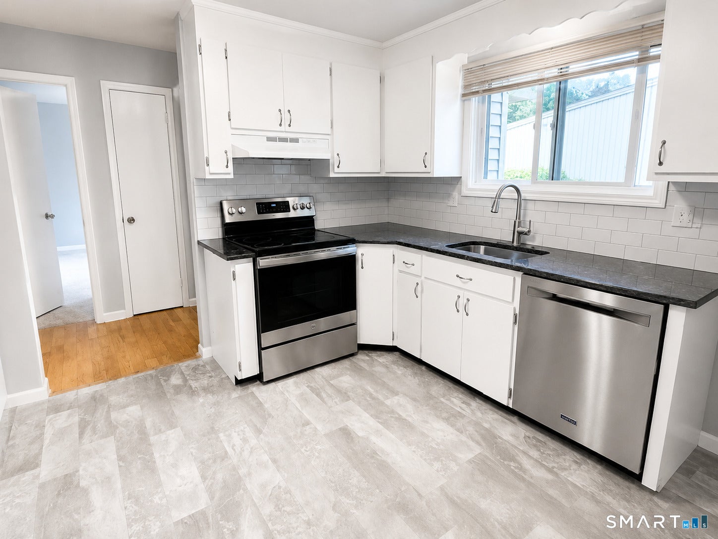 501 Summer Hill Drive 501