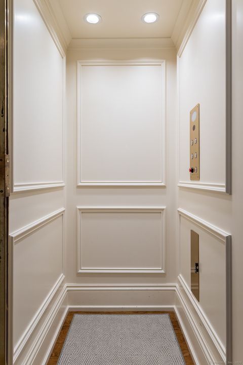 Tiny photo for 354 South Avenue, New Canaan, CT 06840 (MLS # 24108366)