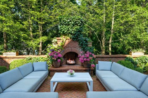 Tiny photo for 354 South Avenue, New Canaan, CT 06840 (MLS # 24108366)