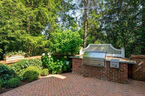 Tiny photo for 354 South Avenue, New Canaan, CT 06840 (MLS # 24108366)