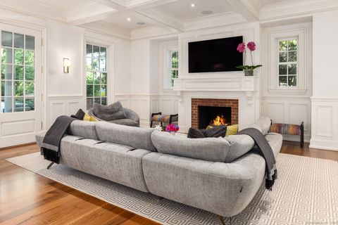 Tiny photo for 354 South Avenue, New Canaan, CT 06840 (MLS # 24108366)