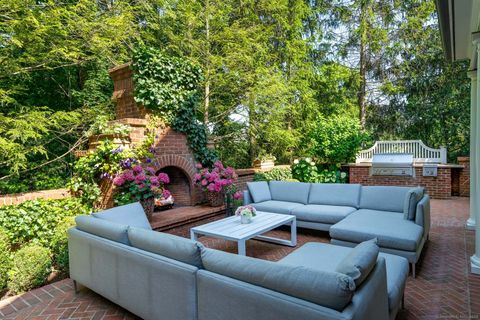 Tiny photo for 354 South Avenue, New Canaan, CT 06840 (MLS # 24108366)