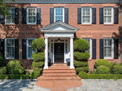 Tiny photo for 354 South Avenue, New Canaan, CT 06840 (MLS # 24108366)