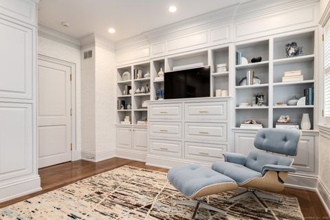 Tiny photo for 354 South Avenue, New Canaan, CT 06840 (MLS # 24108366)