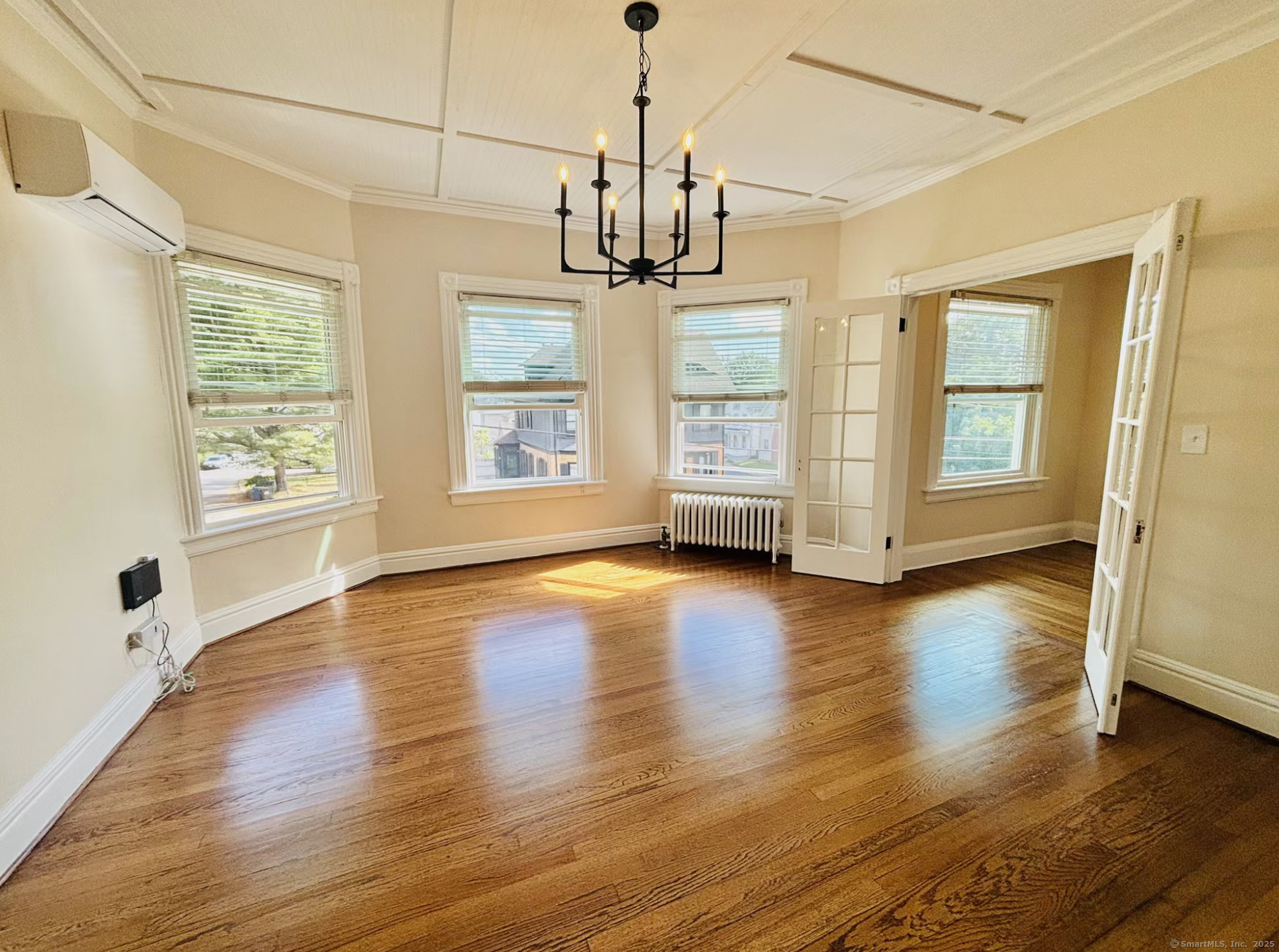 Norwich, Connecticut 06360, United States, 2 Bedrooms Bedrooms, ,1 BathroomBathrooms,Residential,Pending,226766