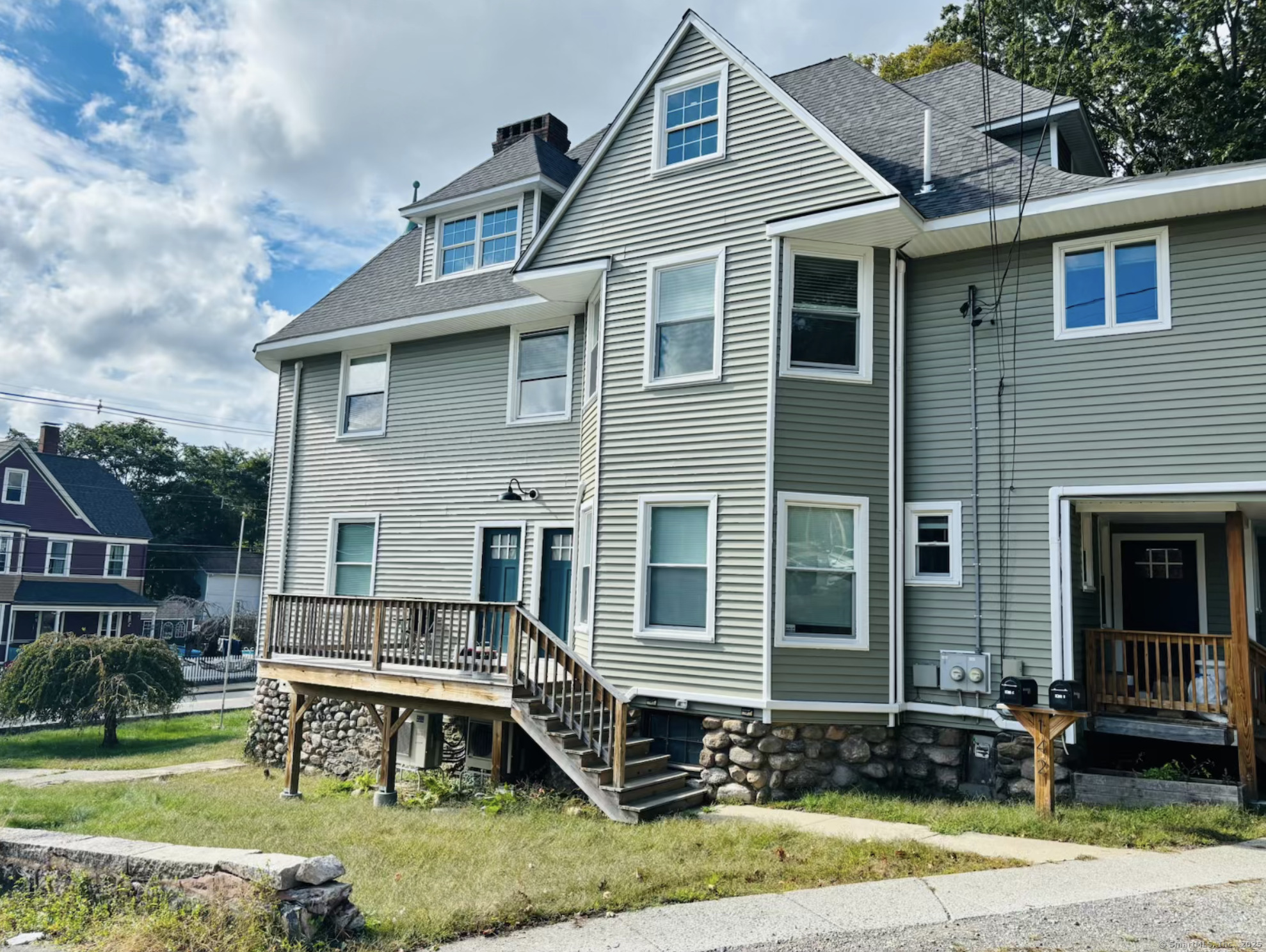 Norwich, Connecticut 06360, United States, 2 Bedrooms Bedrooms, ,1 BathroomBathrooms,Residential,Pending,226766