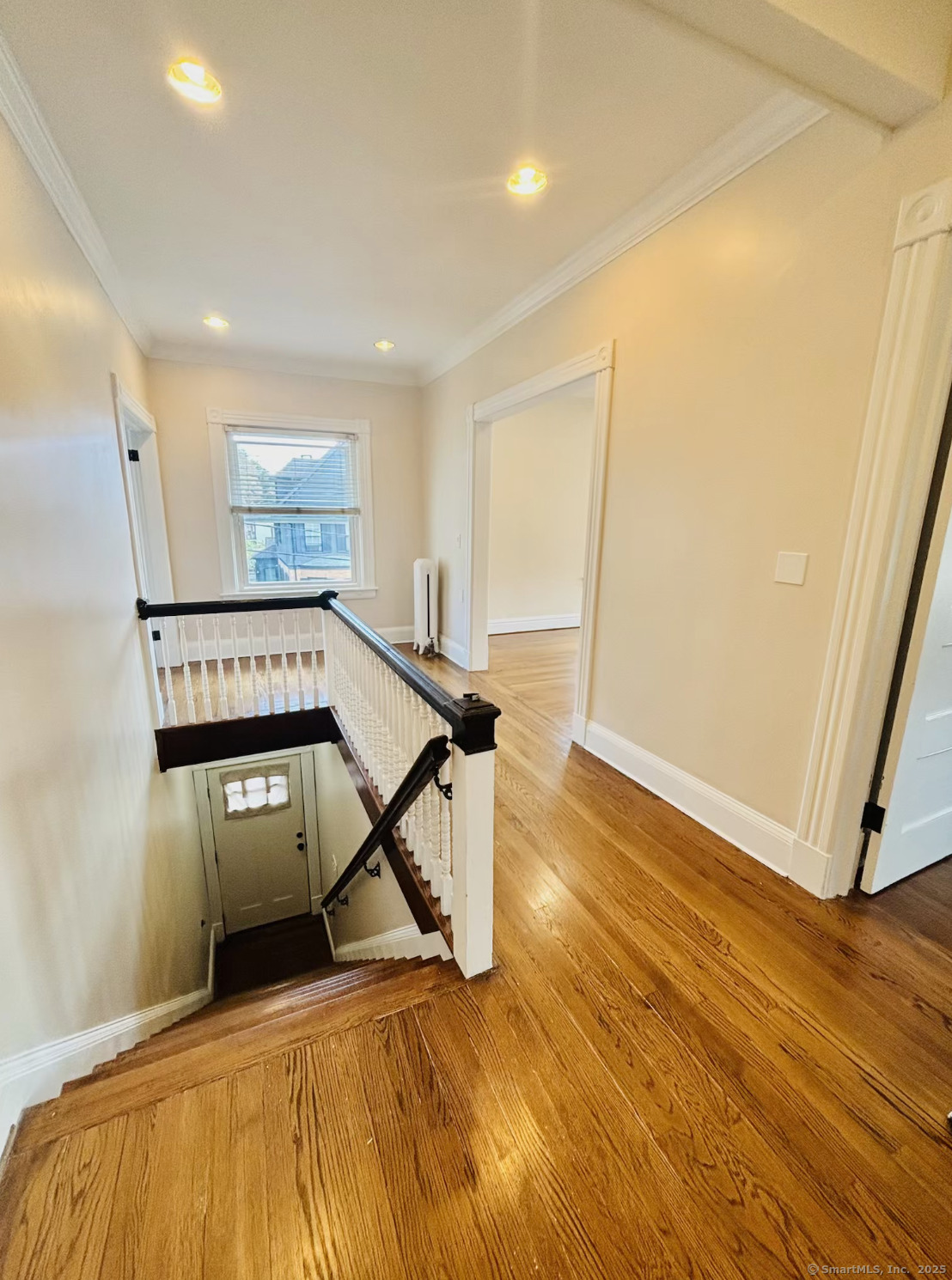 Norwich, Connecticut 06360, United States, 2 Bedrooms Bedrooms, ,1 BathroomBathrooms,Residential,Pending,226766