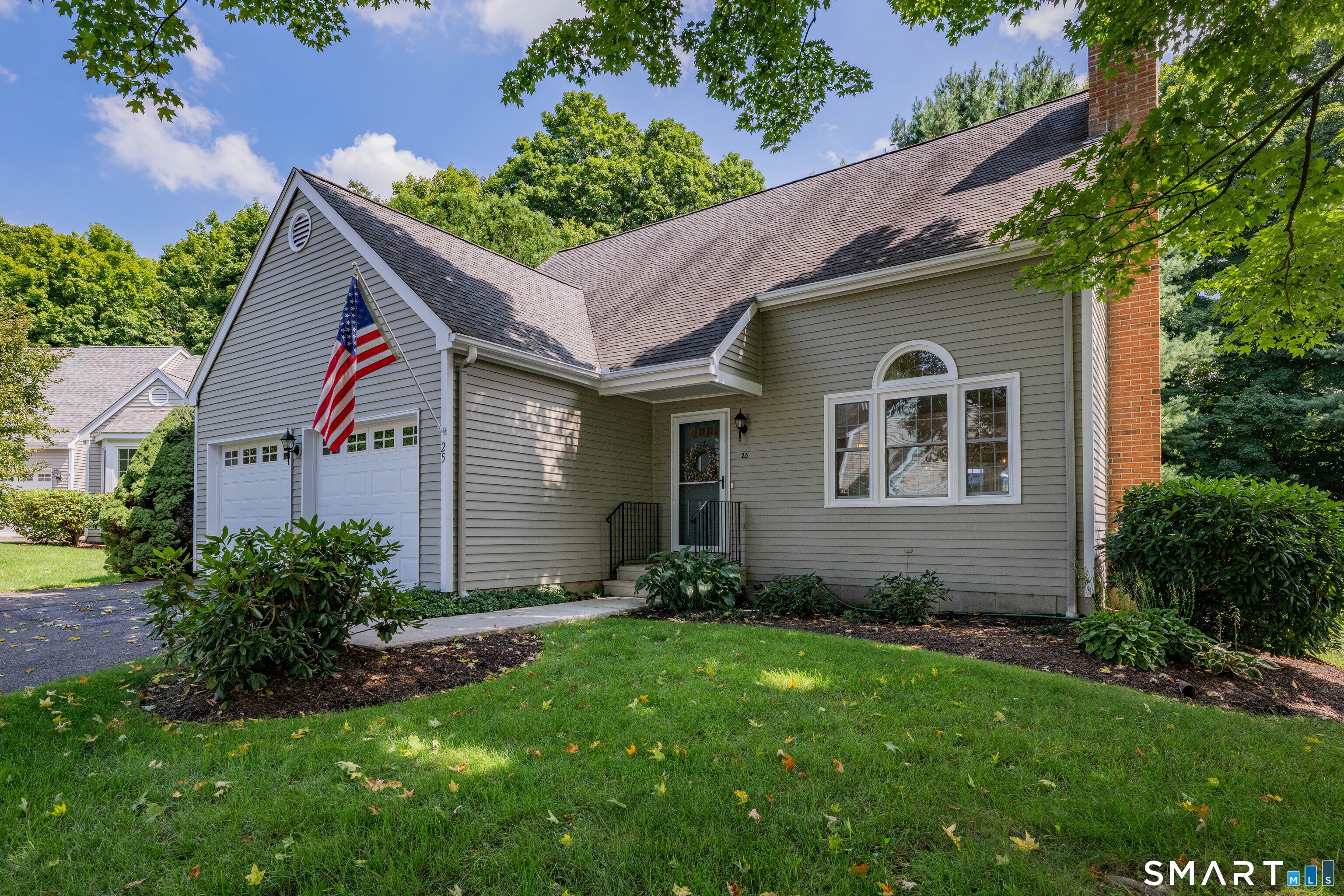 25 Woodbury Hill 25