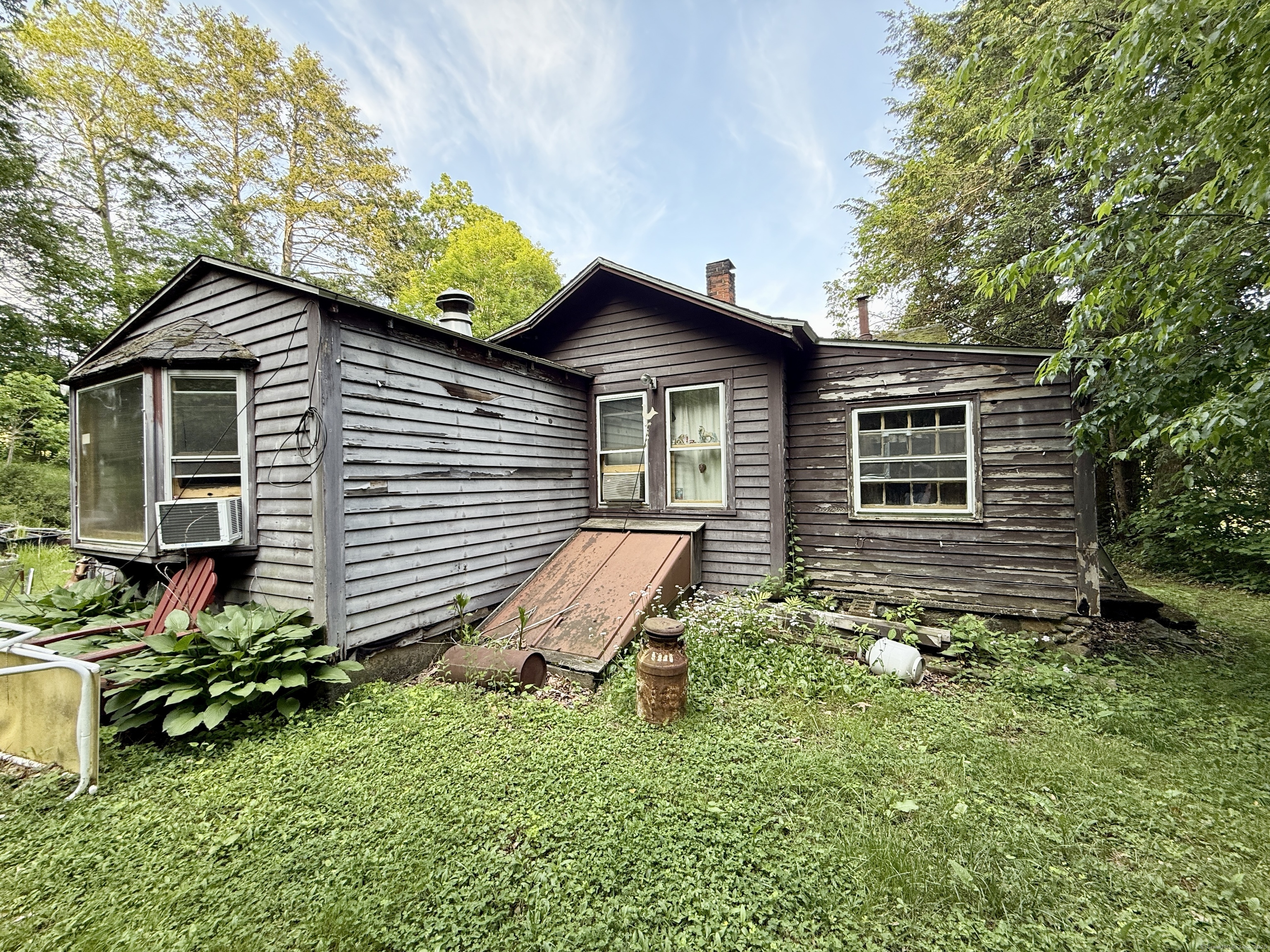 70 East Hill Road