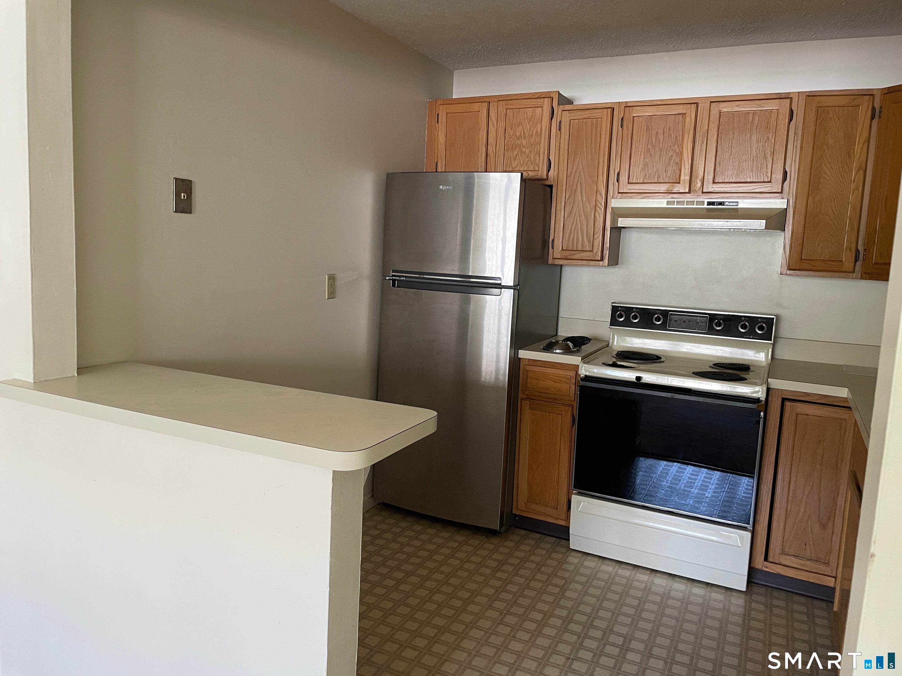 389 South Main Street 3B