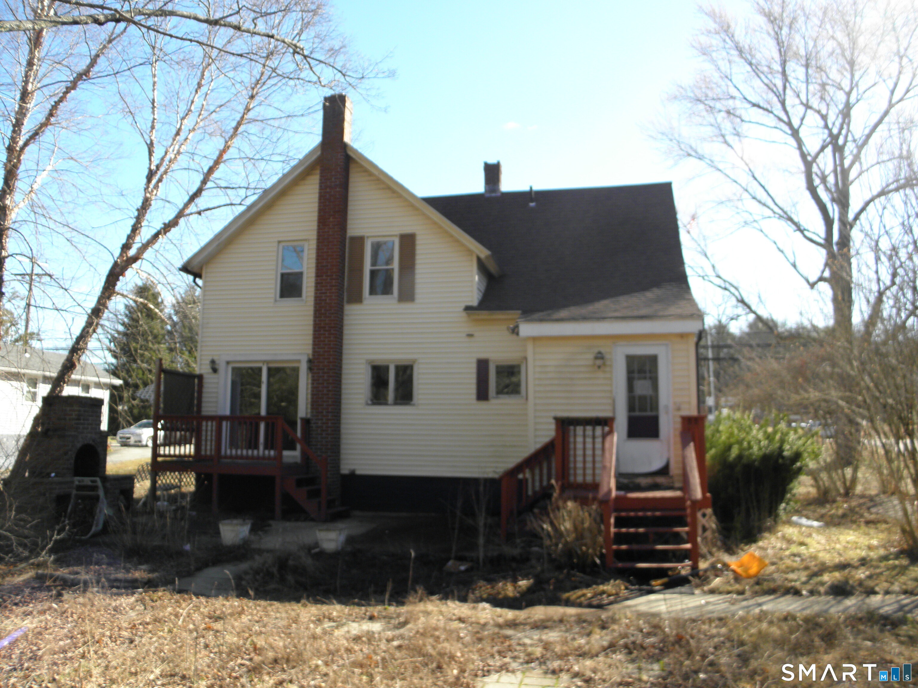85 Wauregan Road