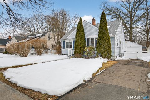 Tiny photo for 107 Glen View Terrace, New Haven, CT 06515 (MLS # 24153834)