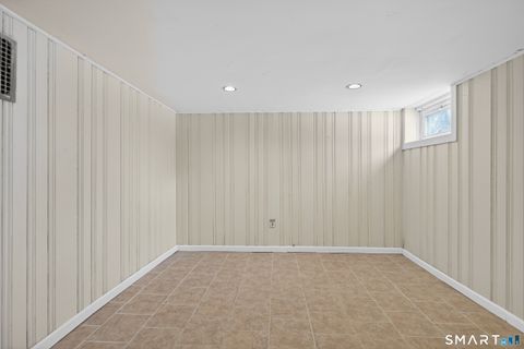 Tiny photo for 107 Glen View Terrace, New Haven, CT 06515 (MLS # 24153834)