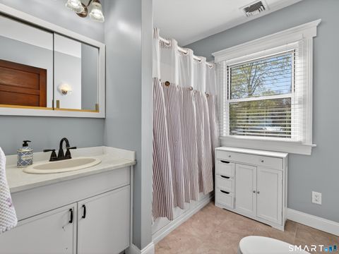 Tiny photo for 115 W Thames Street, Norwich, CT 06360 (MLS # 24170290)