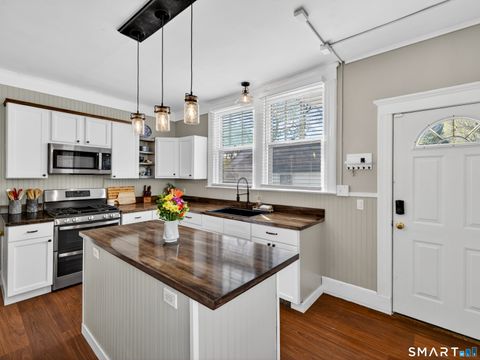 Tiny photo for 115 W Thames Street, Norwich, CT 06360 (MLS # 24170290)