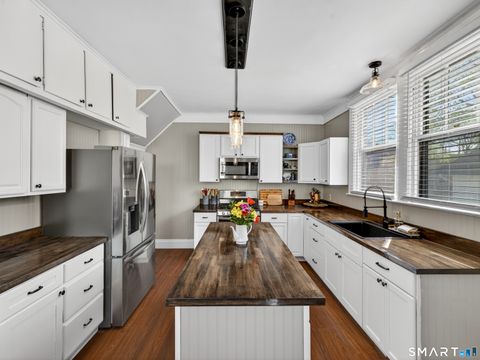 Tiny photo for 115 W Thames Street, Norwich, CT 06360 (MLS # 24170290)