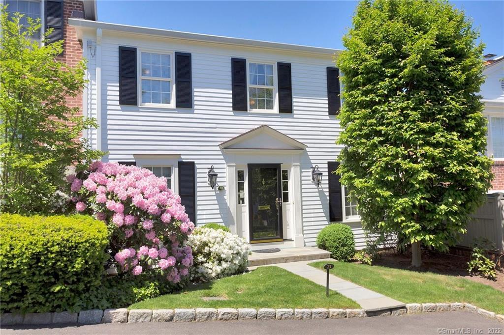 Photo 1 of 312 Elm Street 23, New Canaan, Connecticut, $979,000, Web #: 170298452