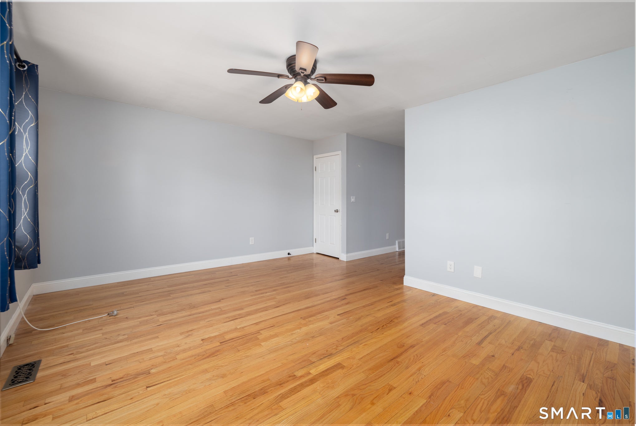 121 Seemans Lane 16