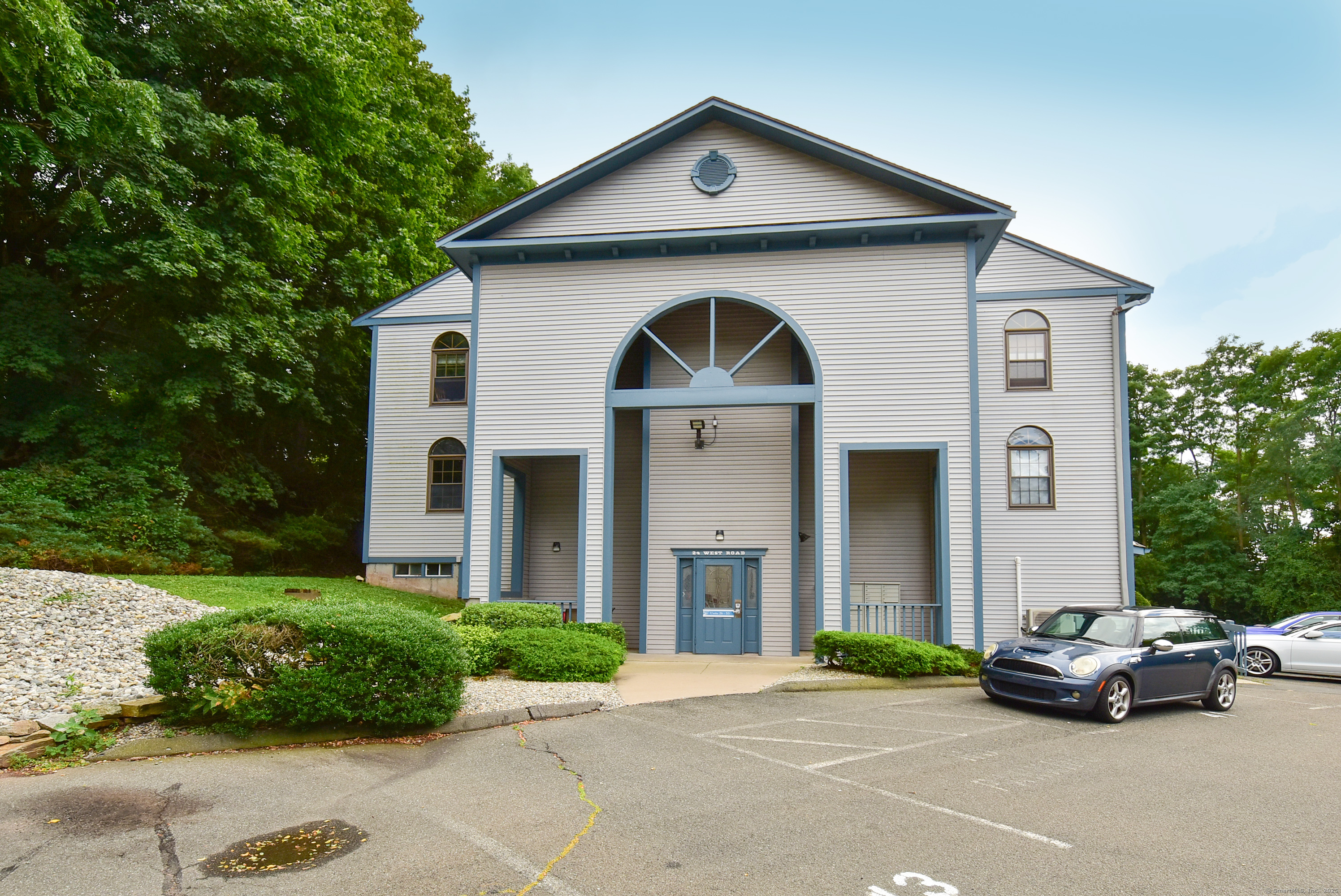 24 West Road APT 40