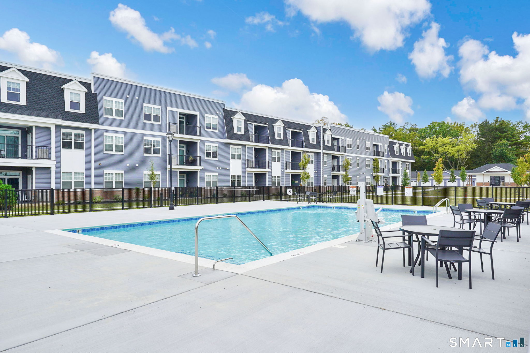 280 Salmon Brook Street 4313