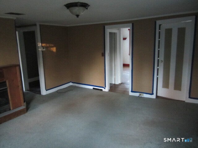 1085 Main Street