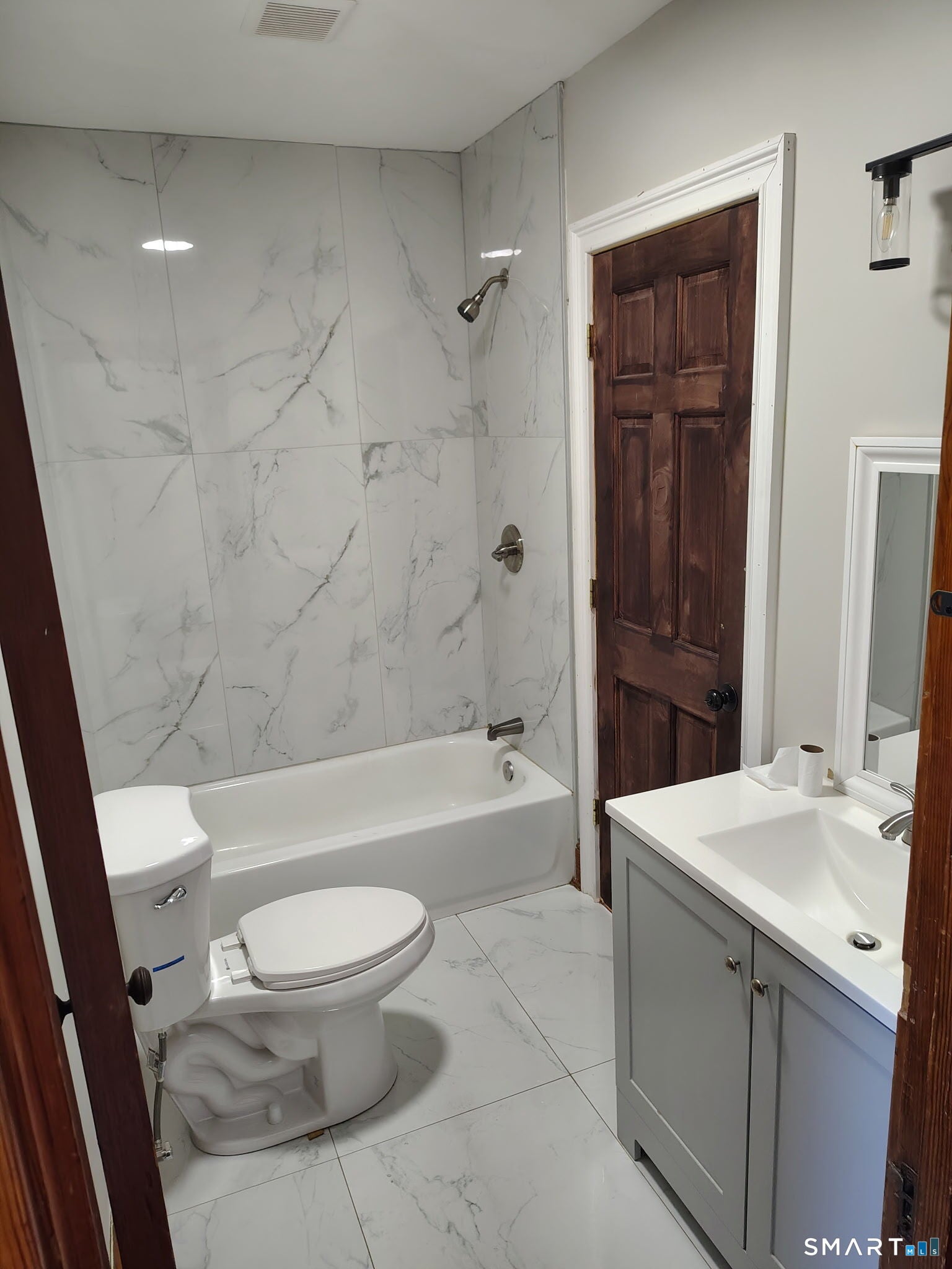 377 W Wolcott Avenue
