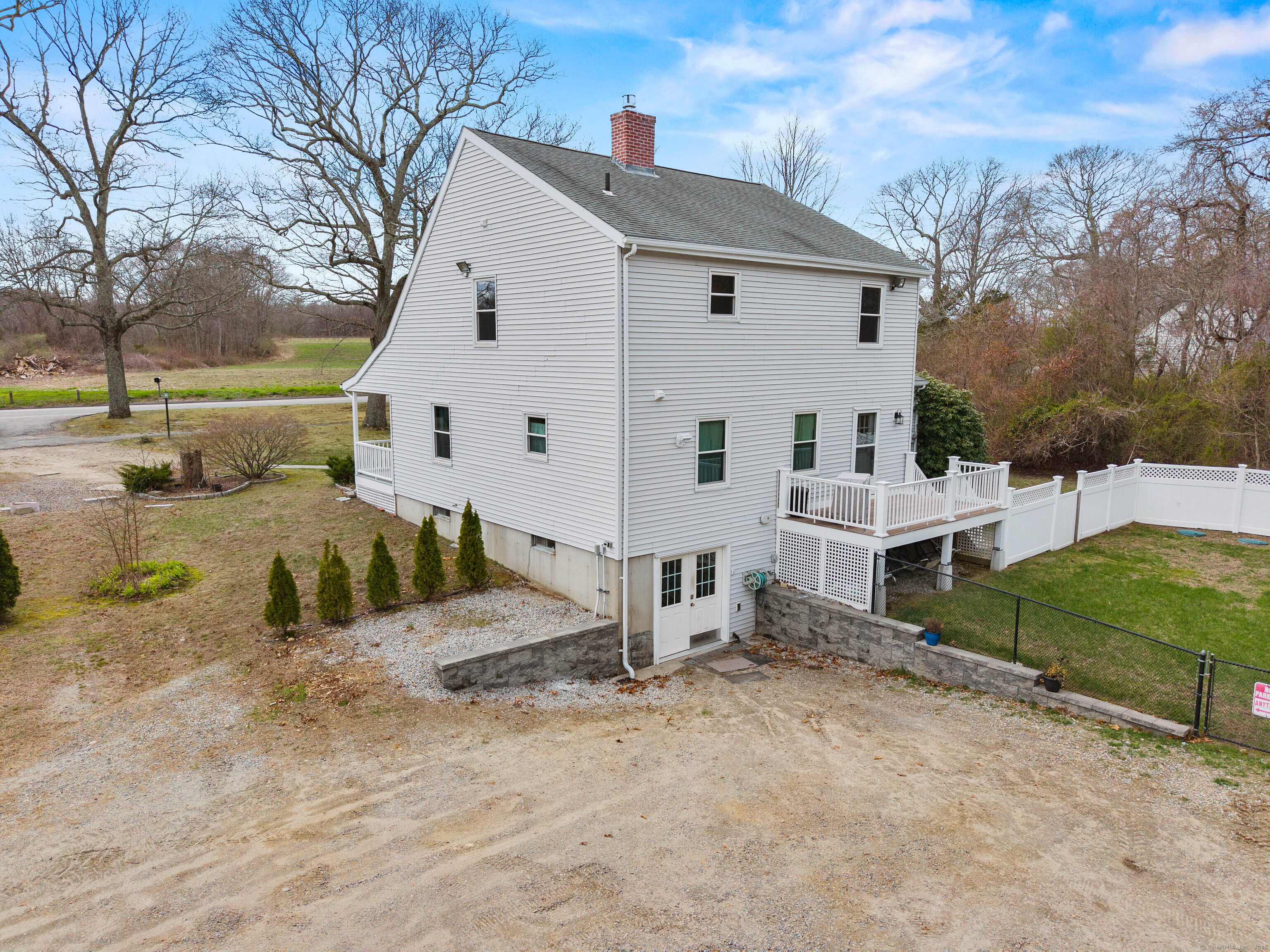 810 Noank Ledyard Road