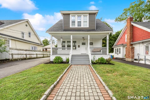 Photo of 27 Seminole Avenue, Waterbury, CT 06705 (MLS # 24207004)