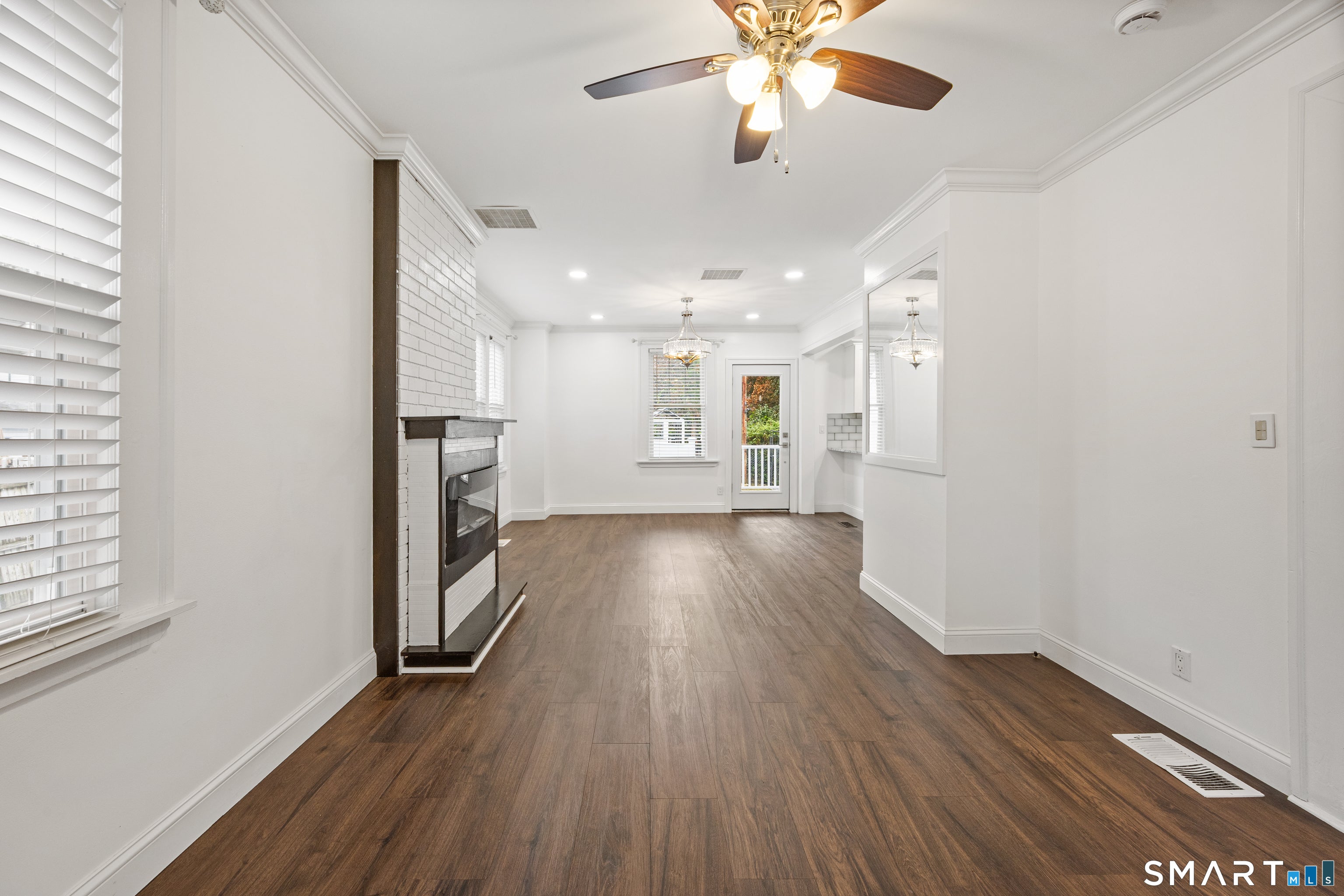 27 Seminole Avenue