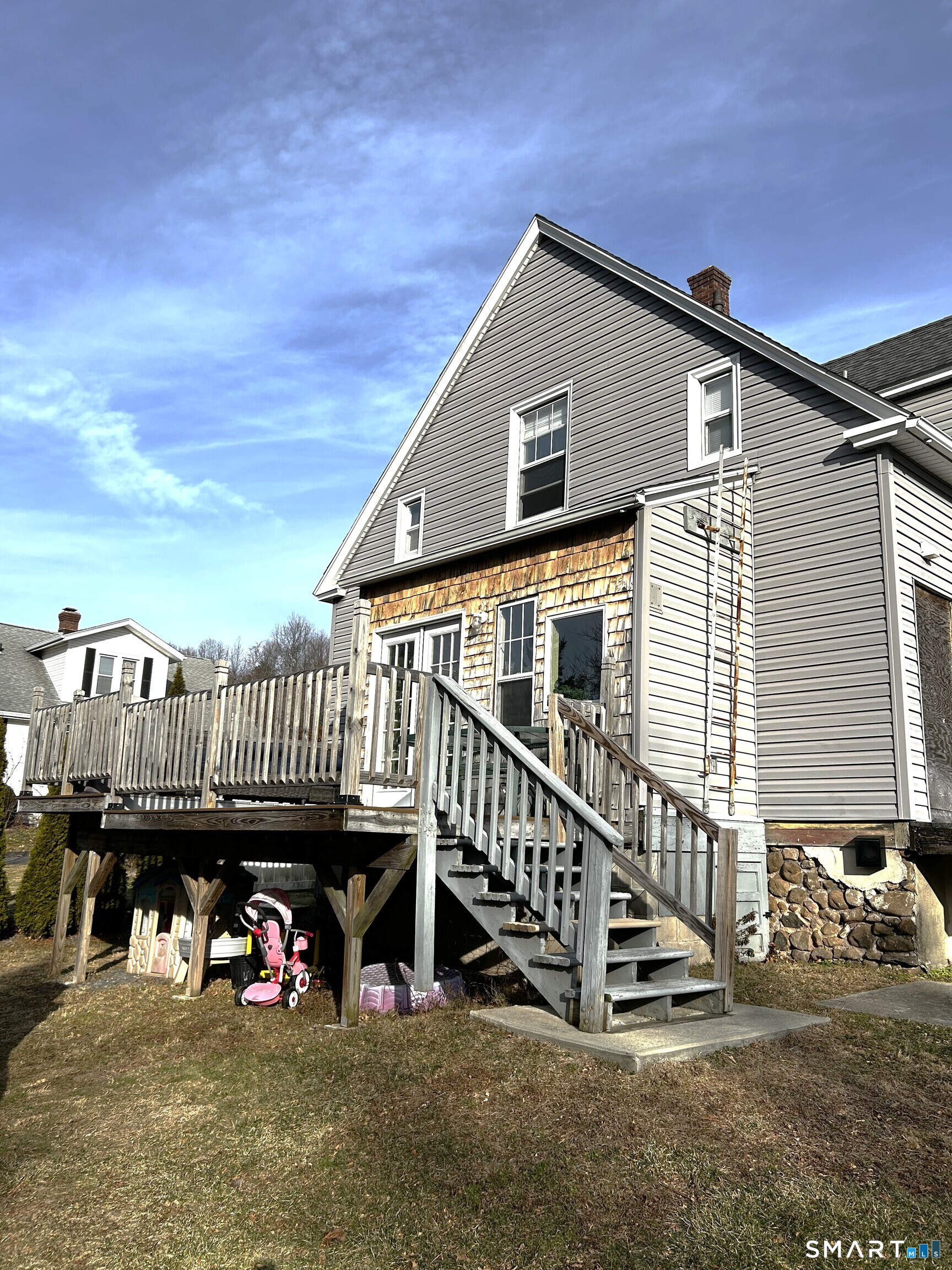 432 McClintock Street