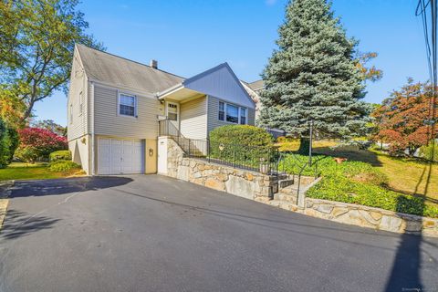 Photo of 63 Ferris Avenue, Norwalk, CT 06854 (MLS # 24136319)