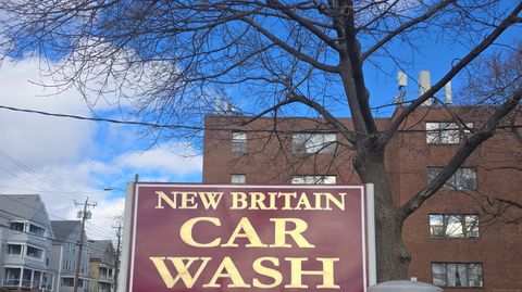 392 South Main Street New Britain CT 06051