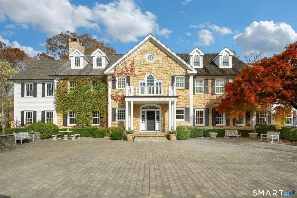 Photo of 33 Highland Farm Road, Greenwich, CT 06831 (MLS # 24150635)