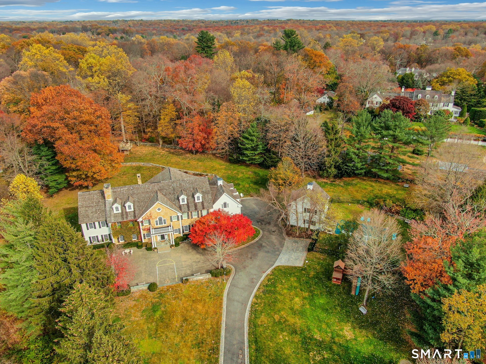 33 Highland Farm Road