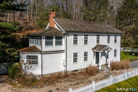 Homes For Sale - 32 Wykeham Road<br/> Litchfield County, Washington, CT 06793