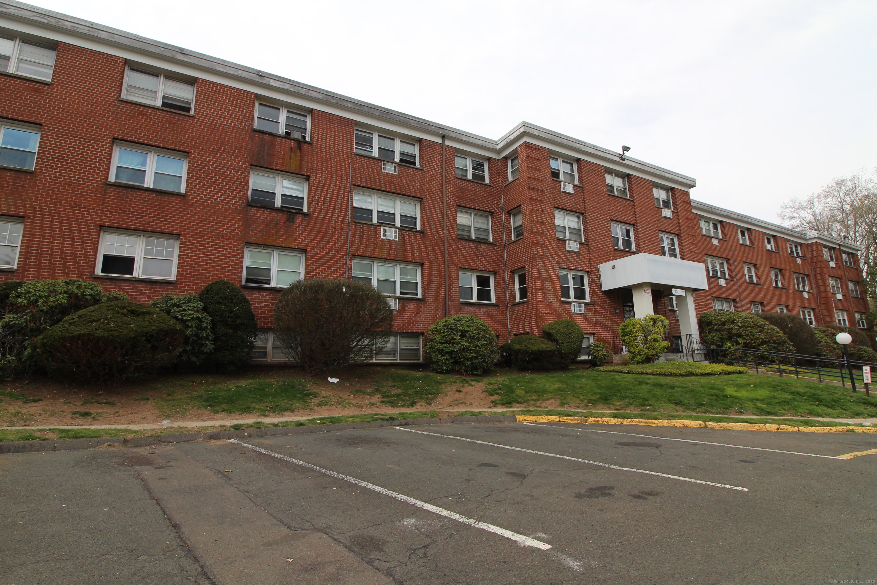 1730 State Street #APT 203, Hamden, Connecticut image 1